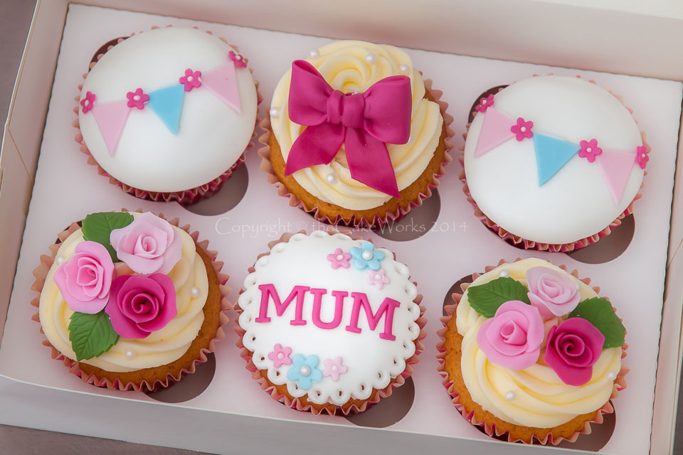 Mother's Day Cupcake Decorating Ideas