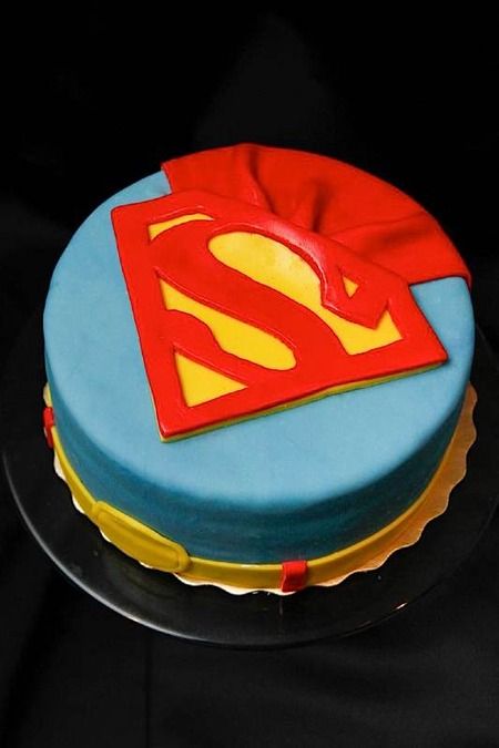 Supergirl Birthday Cake Ideas Supergirl Birthday Cake Ideas