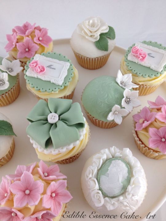 Vintage Mother's Day Cupcakes