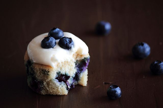 Blueberry Cream Cheese Cupcakes Blueberry Cream Cheese Cupcakes
