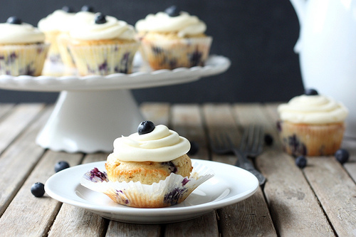 Blueberry Cupcakes with Cream Cheese Frosting Blueberry Cupcakes with Cream Cheese Frosting