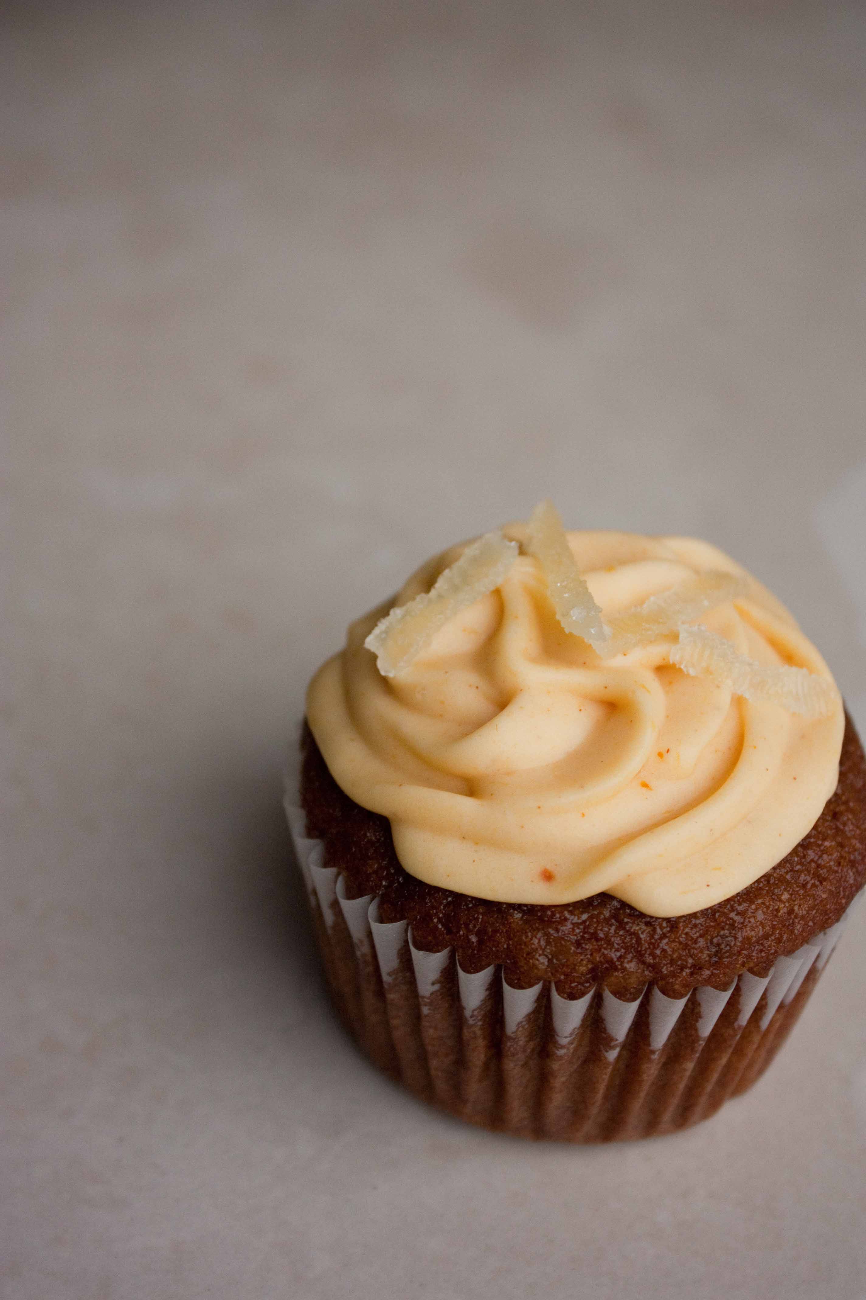 Caramel Pumpkin Cupcakes with Filling Caramel Pumpkin Cupcakes with Filling