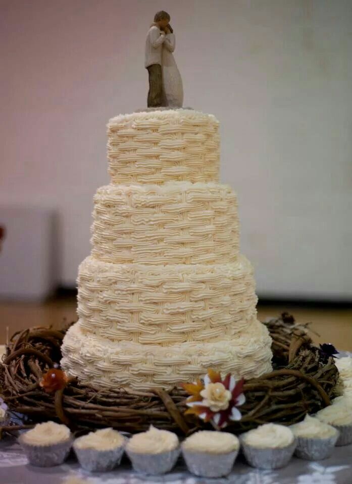 Fall Basketweave Wedding Cake