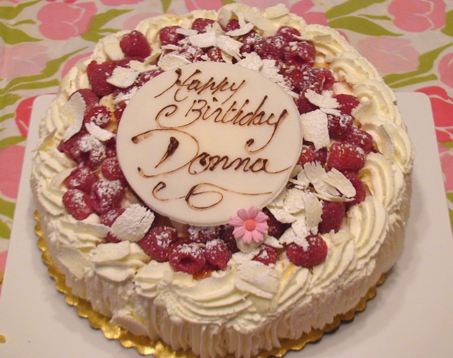 Happy Birthday Donna Cake.