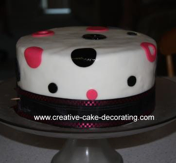 Hot Pink and Black Bridal Shower Cake Hot Pink and Black Bridal Shower Cake