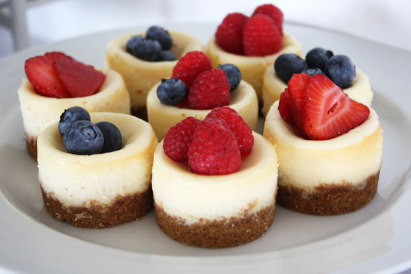 8 Photos of New York Style Mini Cheesecakes 8 Photos of New York Style Mini Cheesecakes