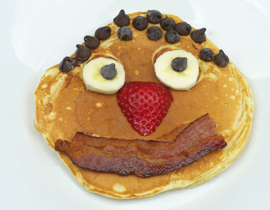 Smiley-Face Chocolate Chip Pancakes Smiley-Face Chocolate Chip Pancakes