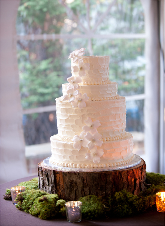 Tree Stump Wedding Cake Stand