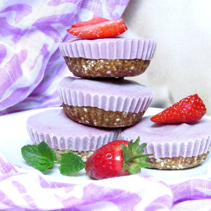 Vegan Strawberry Cheesecake Recipe Vegan Strawberry Cheesecake Recipe