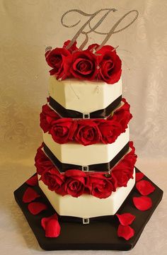 Hexagon Shaped Wedding Cakes Hexagon Shaped Wedding Cakes
