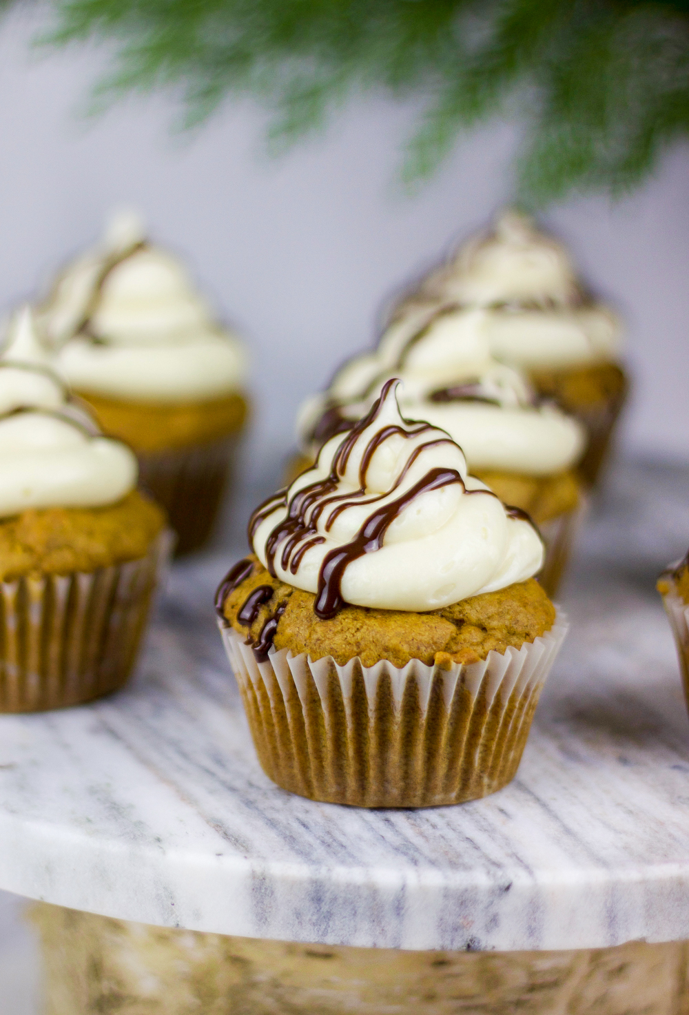 Pumpkin Cupcakes with Cream Cheese Filling Pumpkin Cupcakes with Cream Cheese Filling