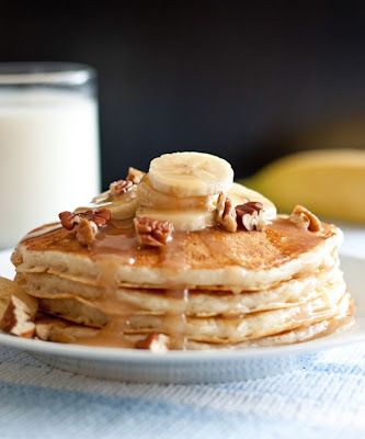 Banana Cinnamon Pancakes with Syrup Banana Cinnamon Pancakes with Syrup
