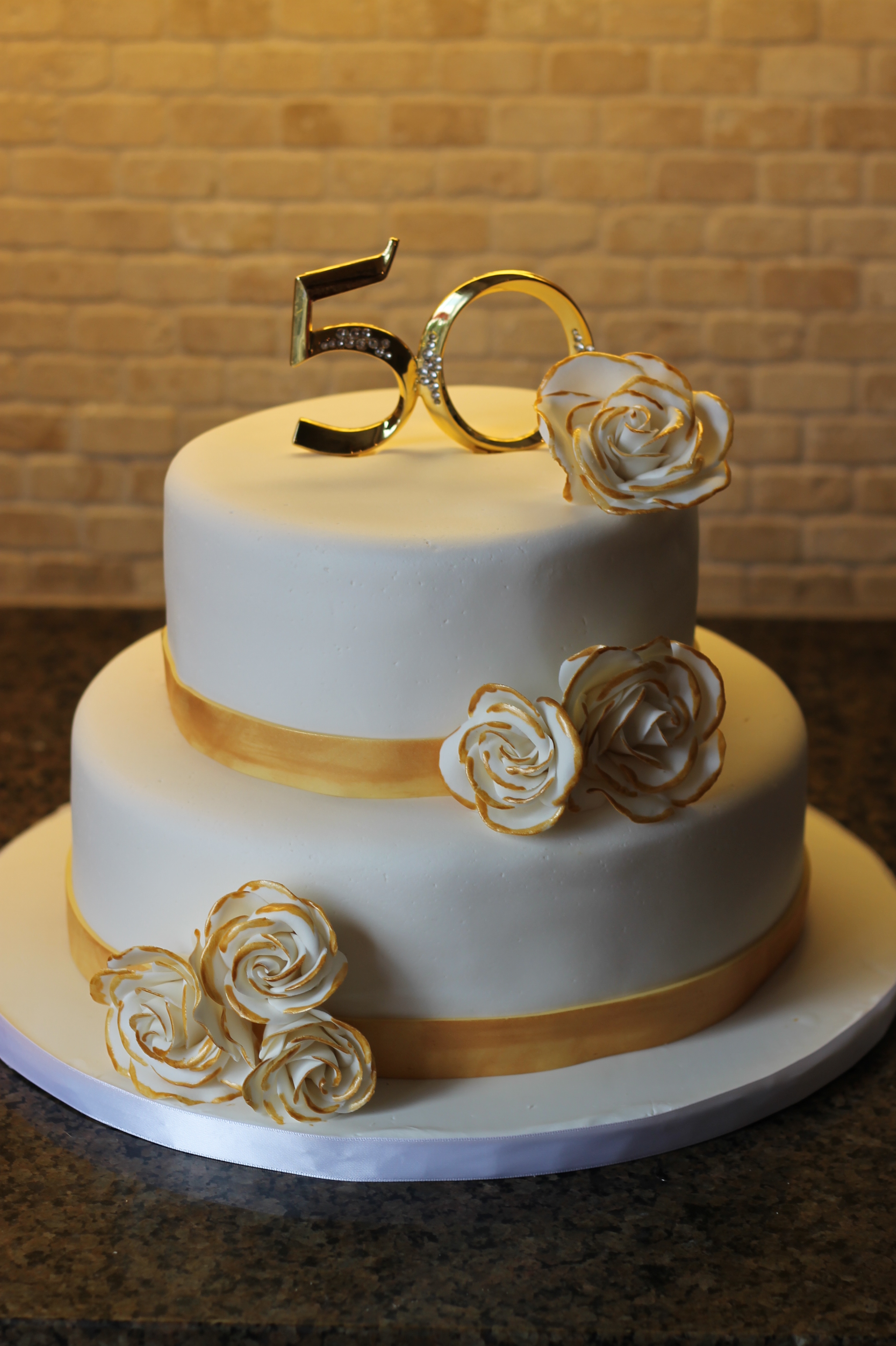 Black and Gold 50th Wedding Anniversary Cakes Black and Gold 50th Wedding Anniversary Cakes
