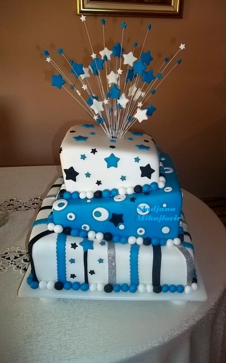Blue and White Topsy Turvy Cake Blue and White Topsy Turvy Cake
