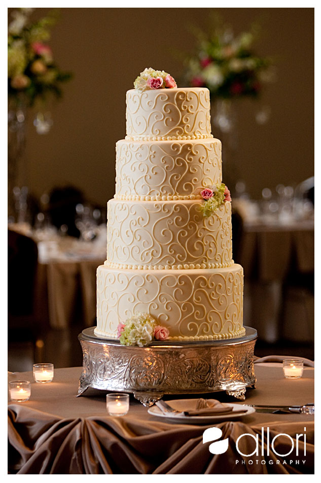 11 Best Wedding Cakes In Chicago Photo Wedding Cakes Chicago