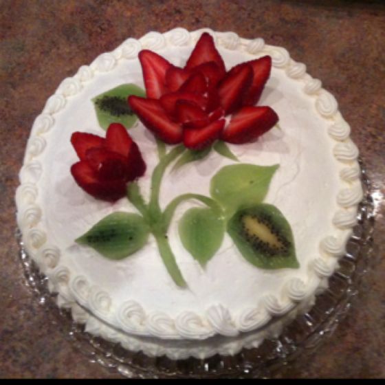Cakes Decorated with Strawberries Cakes Decorated with Strawberries