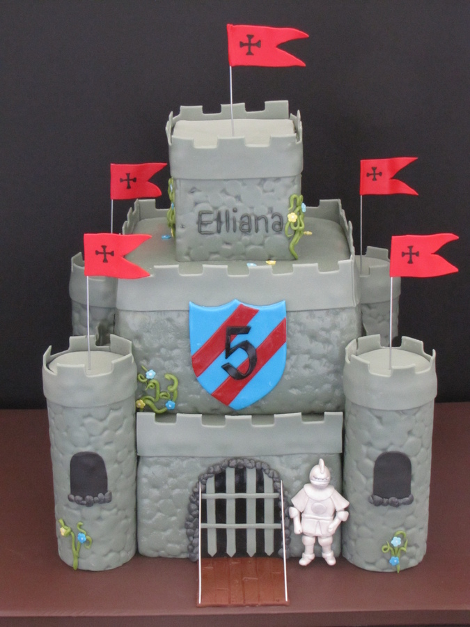 Medieval-Castle-Knight-Birthday-Cake Medieval-Castle-Knight-Birthday-Cake