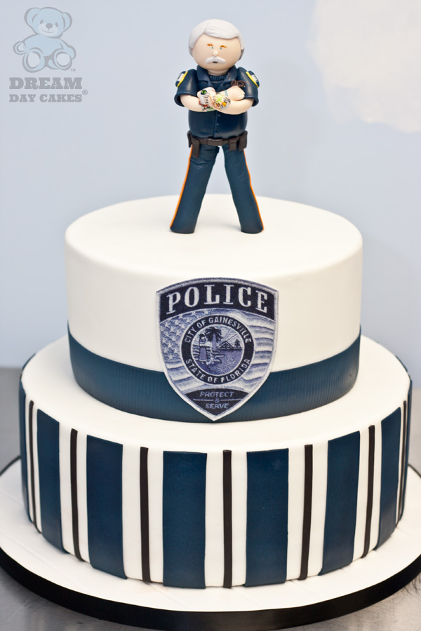 10 Photos of Police Retirement Themed Cakes 10 Photos of Police Retirement Themed Cakes