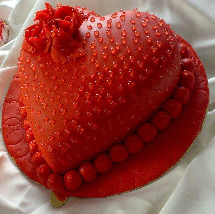 10 Photos of Heart Shaped Cakes All Beautiful 10 Photos of Heart Shaped Cakes All Beautiful