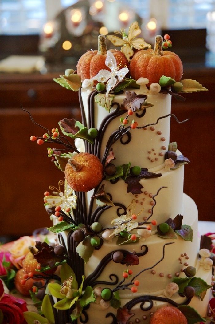 10 Photos of Fall Thanksgiving Cakes 10 Photos of Fall Thanksgiving Cakes