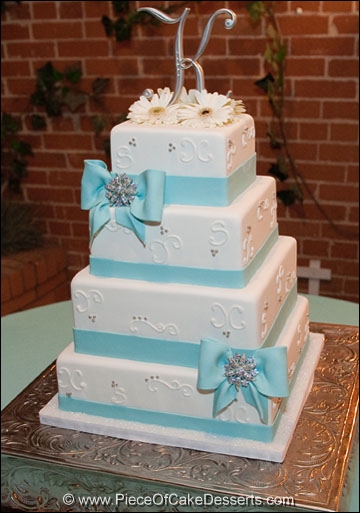 Square Wedding Cake with Bow Square Wedding Cake with Bow