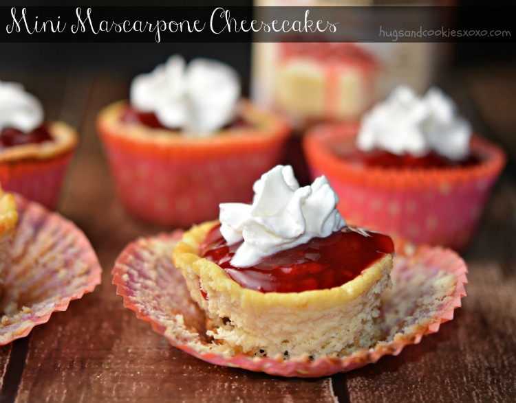 Strawberry Mini Cheesecake Cupcakes Strawberry Mini Cheesecake Cupcakes