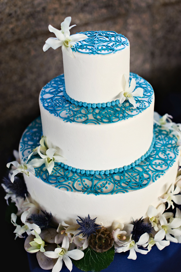 12 Photos of Blue And White Engagement Cakes