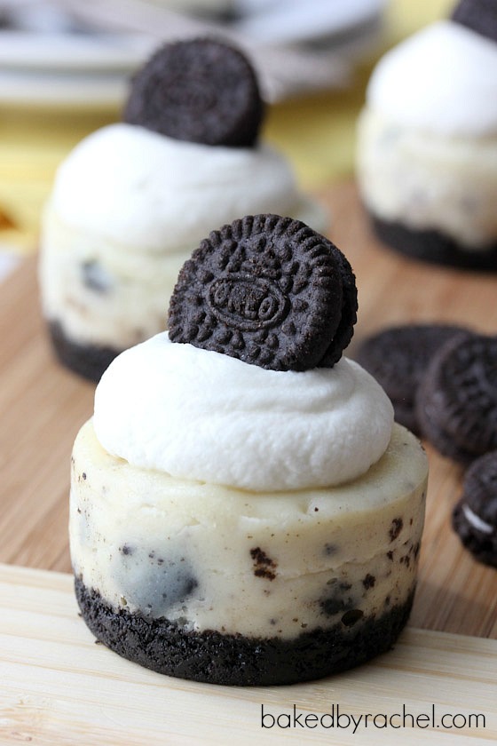 Cookies and Cream Mini Cheesecakes Cookies and Cream Mini Cheesecakes