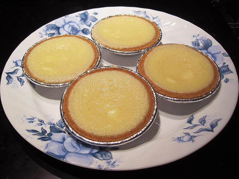 Mini Cheesecakes with Graham Cracker Crust Mini Cheesecakes with Graham Cracker Crust