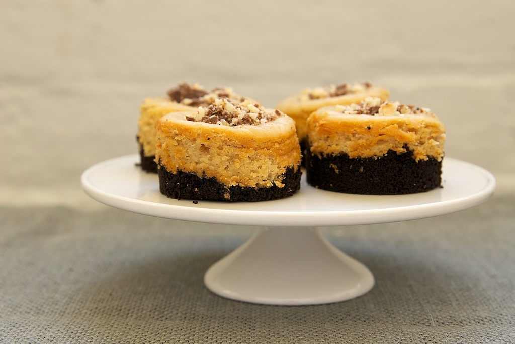 Peanut Butter Cheesecake with Cookie Crust Peanut Butter Cheesecake with Cookie Crust