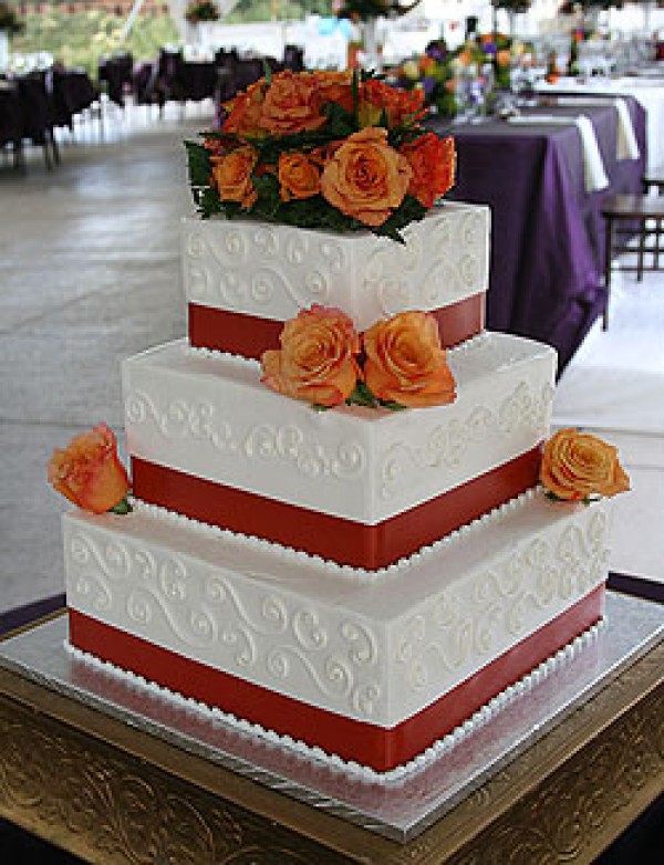 Square Wedding Cake with Flowers Square Wedding Cake with Flowers