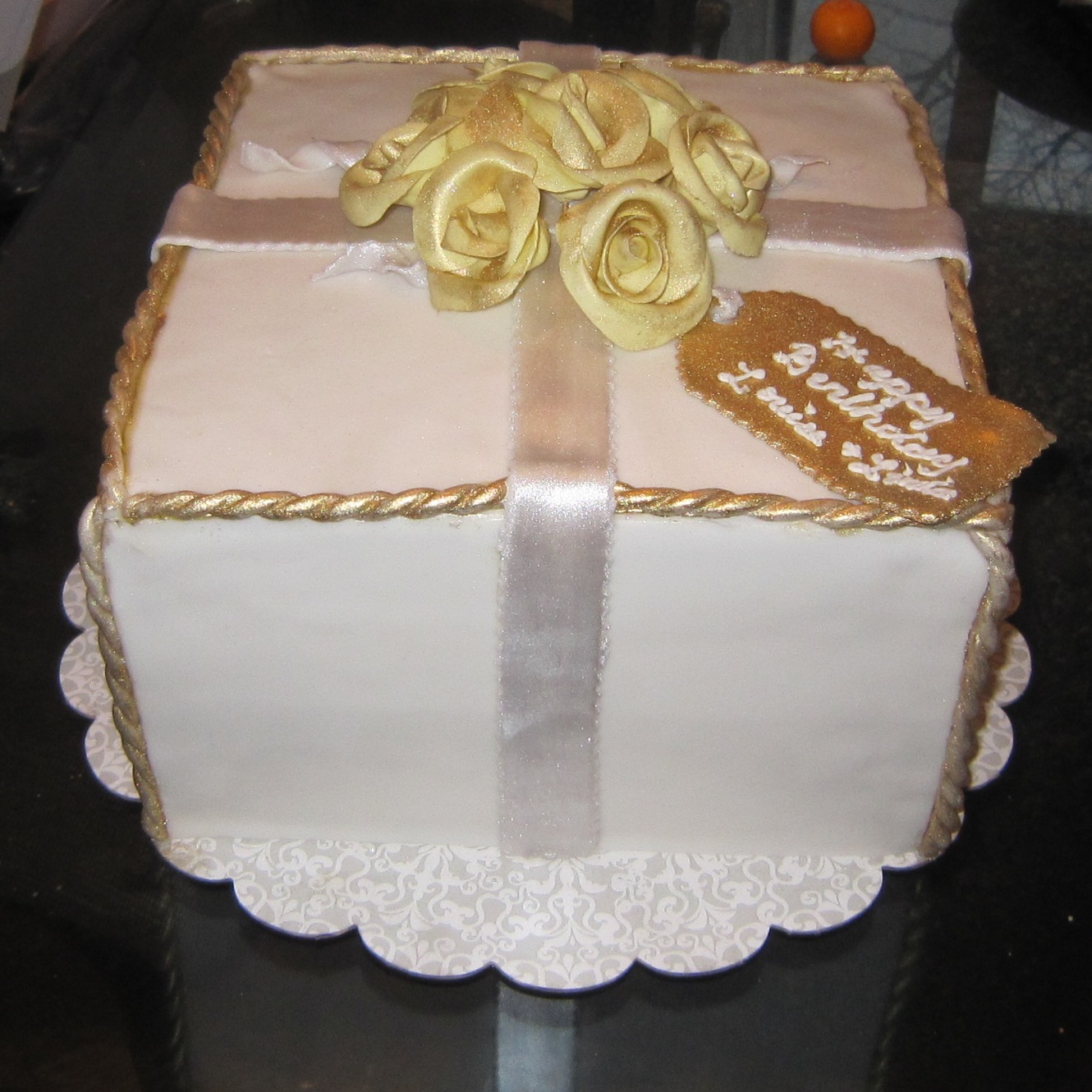 Cakes Shaped Like Gift Box Cakes Shaped Like Gift Box