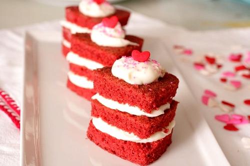 Napoleon's Red Velvet Cake Napoleon's Red Velvet Cake