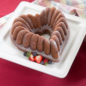 Nordic Ware Heart Bundt Pan