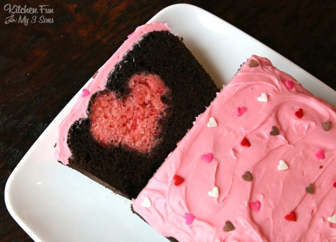 Valentine Surprise Cake Valentine Surprise Cake