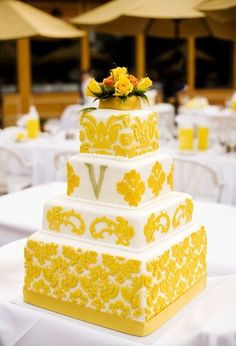 Yellow Square Wedding Cake Yellow Square Wedding Cake