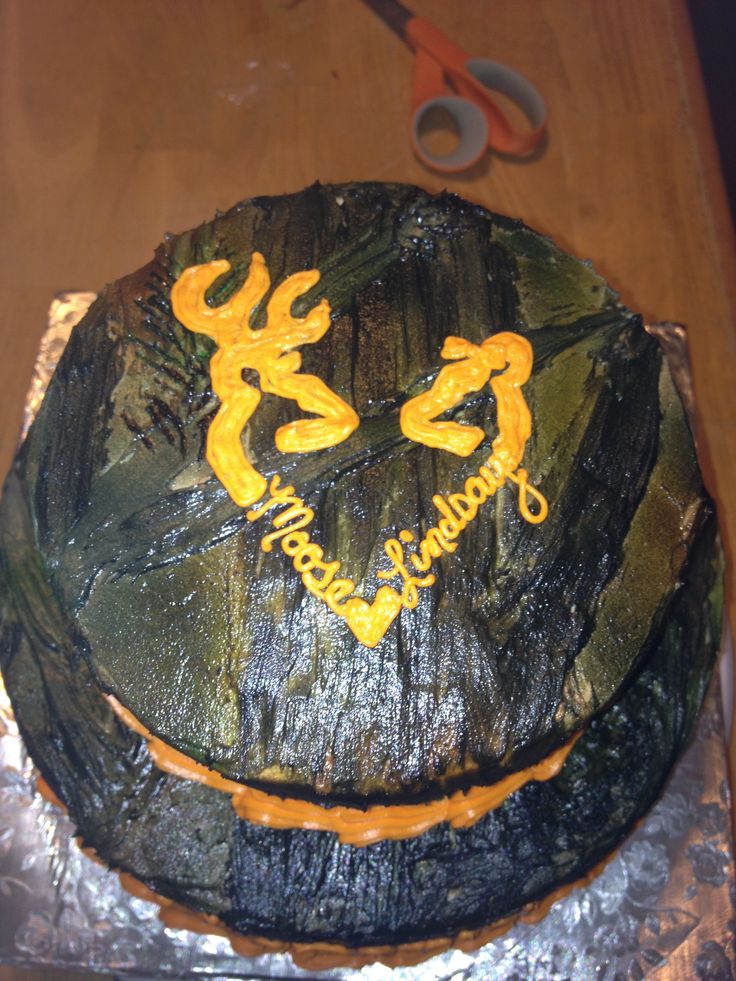 Camo Browning Symbol Cake Camo Browning Symbol Cake