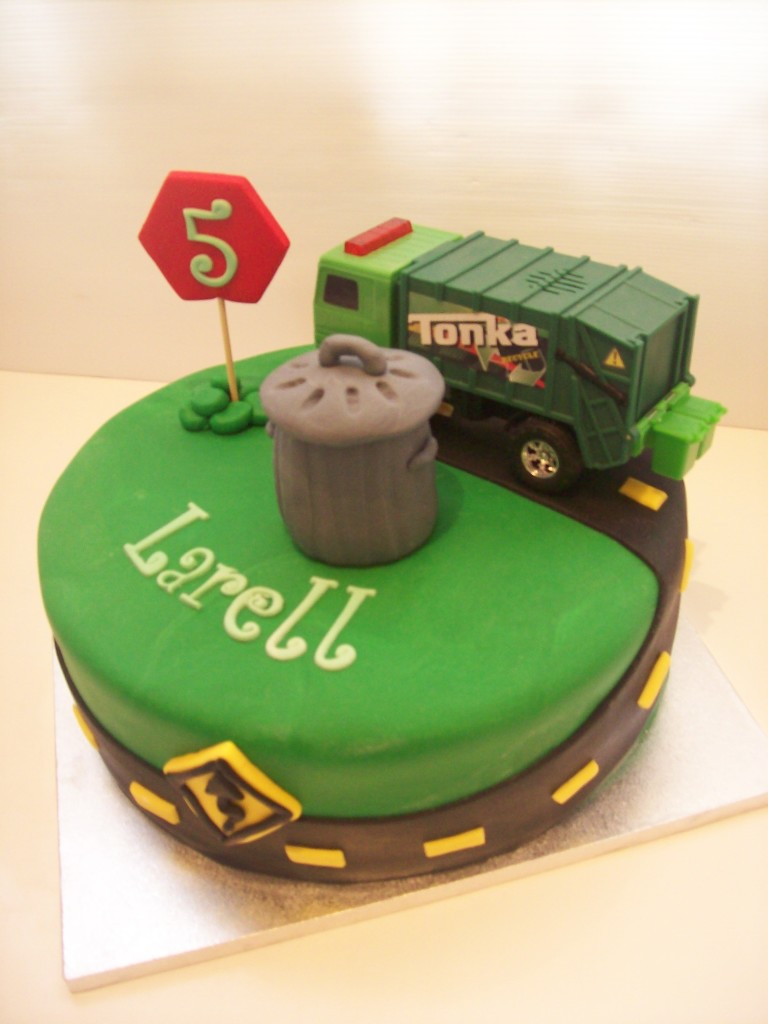 Garbage Truck Birthday Cake Garbage Truck Birthday Cake
