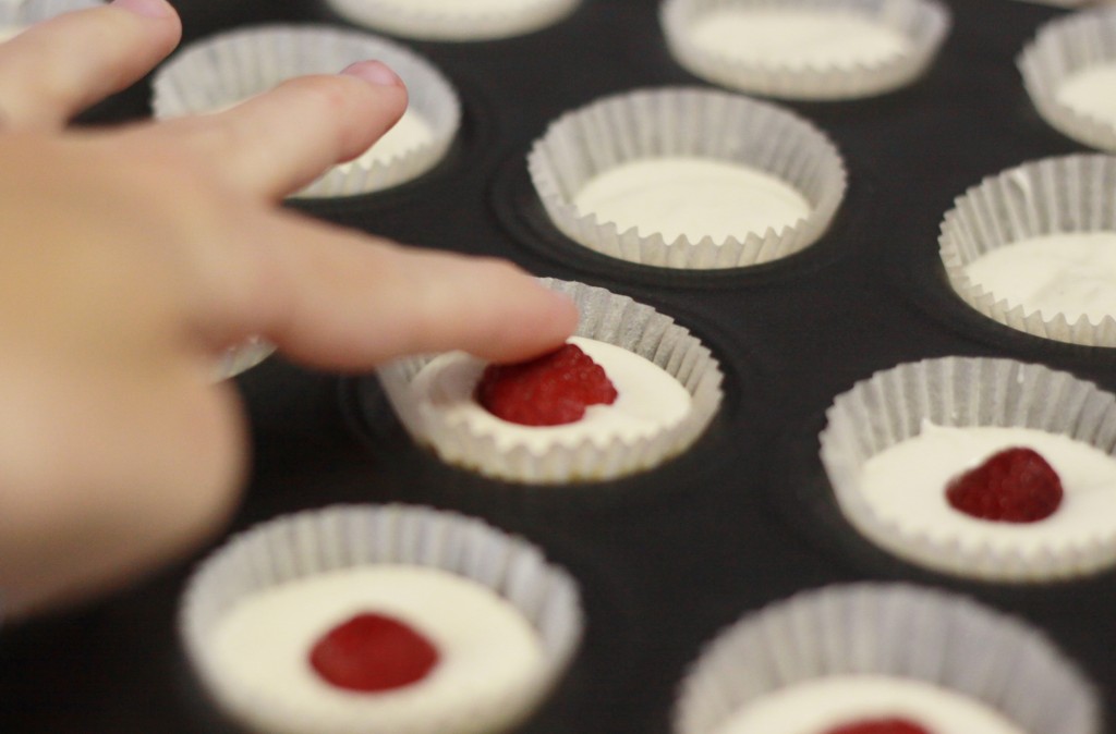 Mini Cream Cheese Cupcakes Mini Cream Cheese Cupcakes
