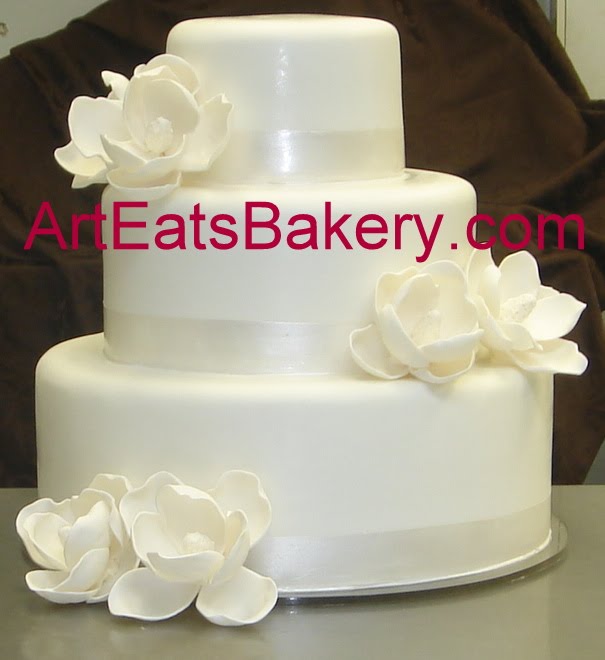 3 Tier Fondant Wedding Cake 3 Tier Fondant Wedding Cake