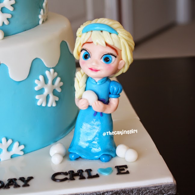 Anna and Elsa Frozen Cake Topper Anna and Elsa Frozen Cake Topper