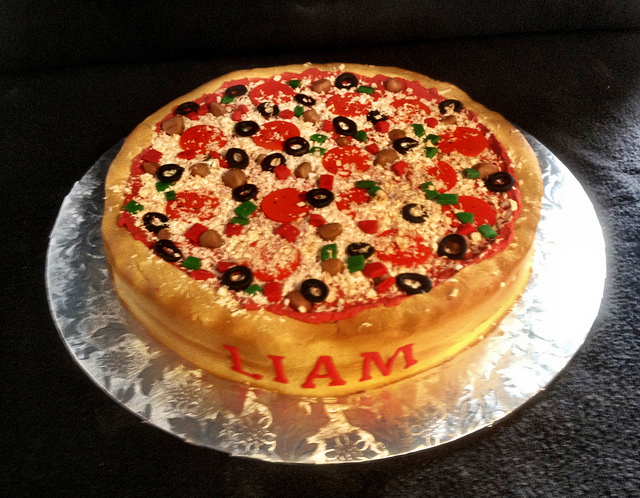 Birthday Cake That Looks Like Pizza