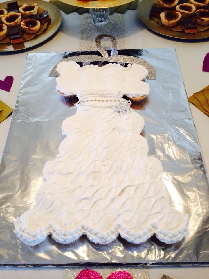 7 Photos of Bridal Shower Cakes And Cupcakes 7 Photos of Bridal Shower Cakes And Cupcakes