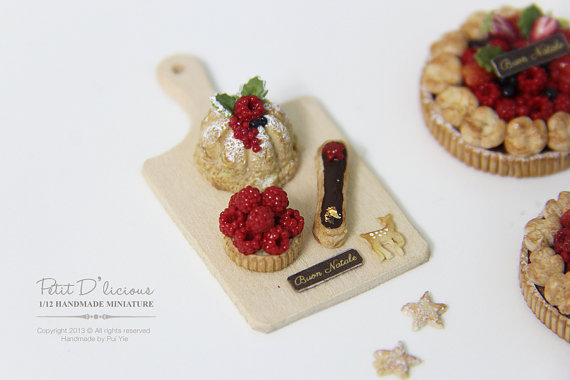 Christmas Mini Bundt Cake Christmas Mini Bundt Cake