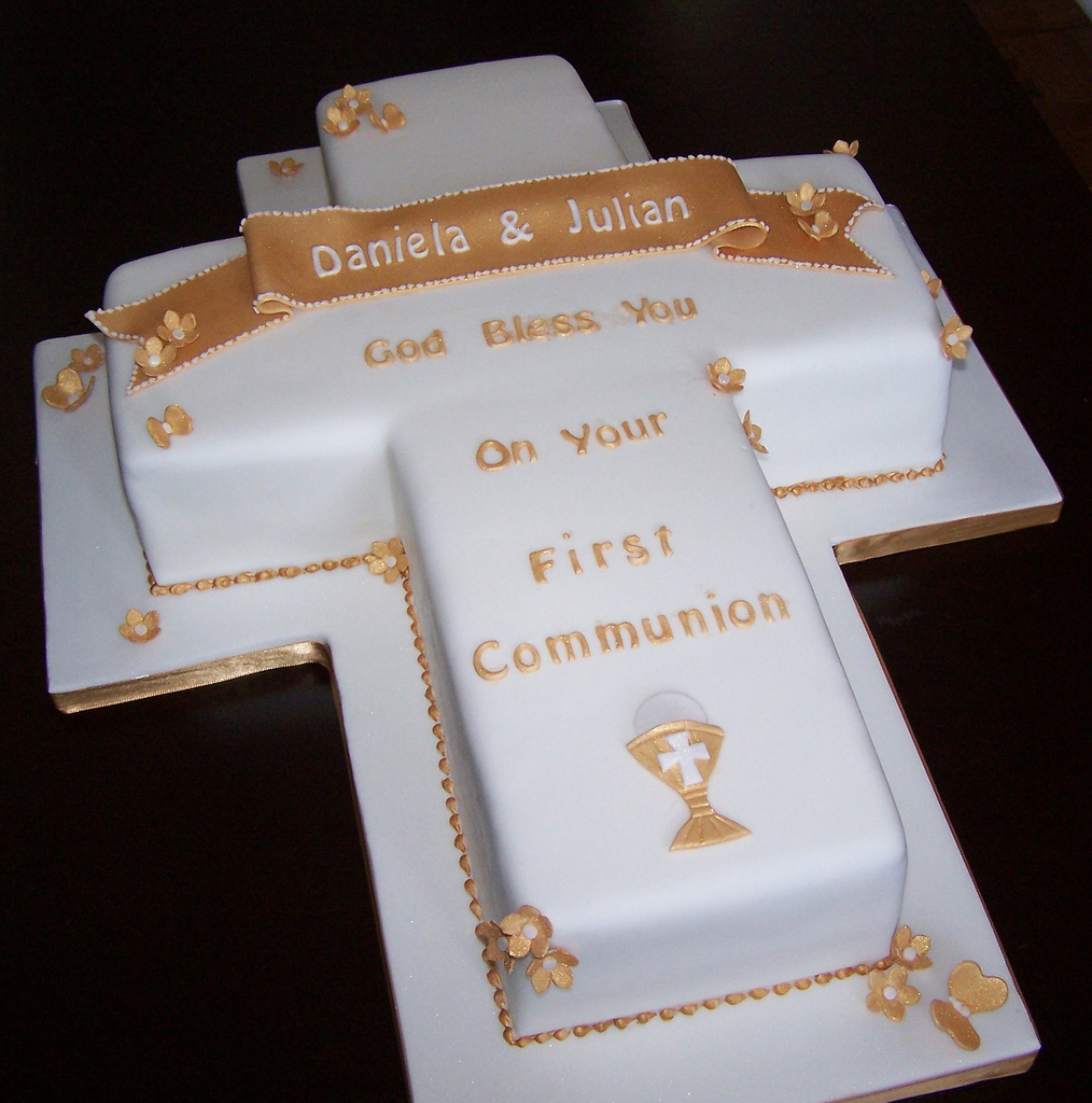 First Holy Communion Cross Cakes First Holy Communion Cross Cakes
