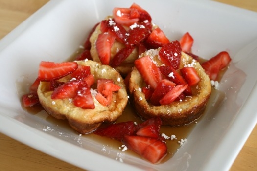 Mini German Pancakes in Muffin Tins Mini German Pancakes in Muffin Tins