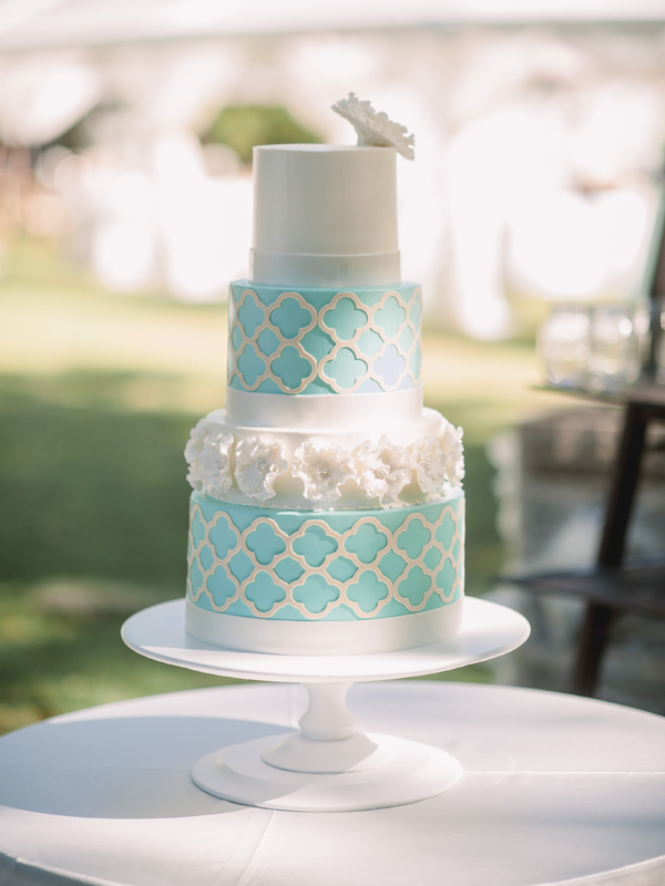 11 Teal And Cream Wedding Cakes Photo White Cake Teal Turquoise Wedding Cake
