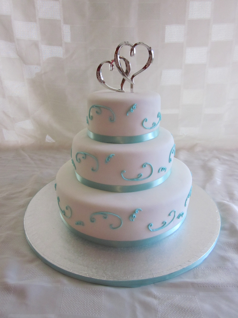3 Tier Wedding Cake 3 Tier Wedding Cake