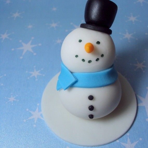 Christmas Snowman Fondant Cupcake Toppers Christmas Snowman Fondant Cupcake Toppers