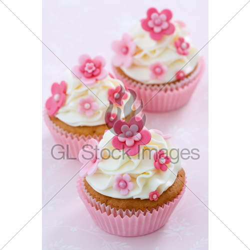 Cupcakes Decorated with Flowers Cupcakes Decorated with Flowers